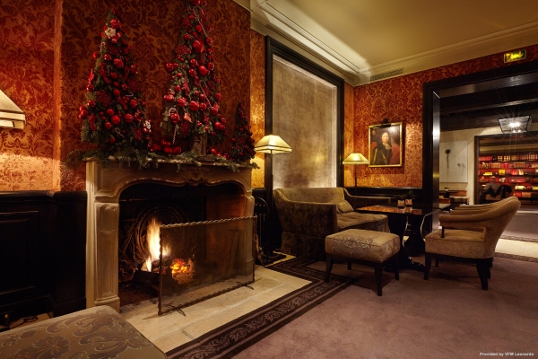 Hotel Pavillon de la Reine